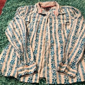 Tommy Hilfiger Shirt(please go by measurements)